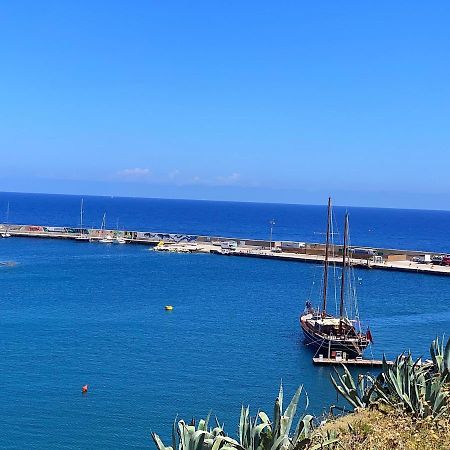 Hotel Isolabella Вентотене Екстериор снимка